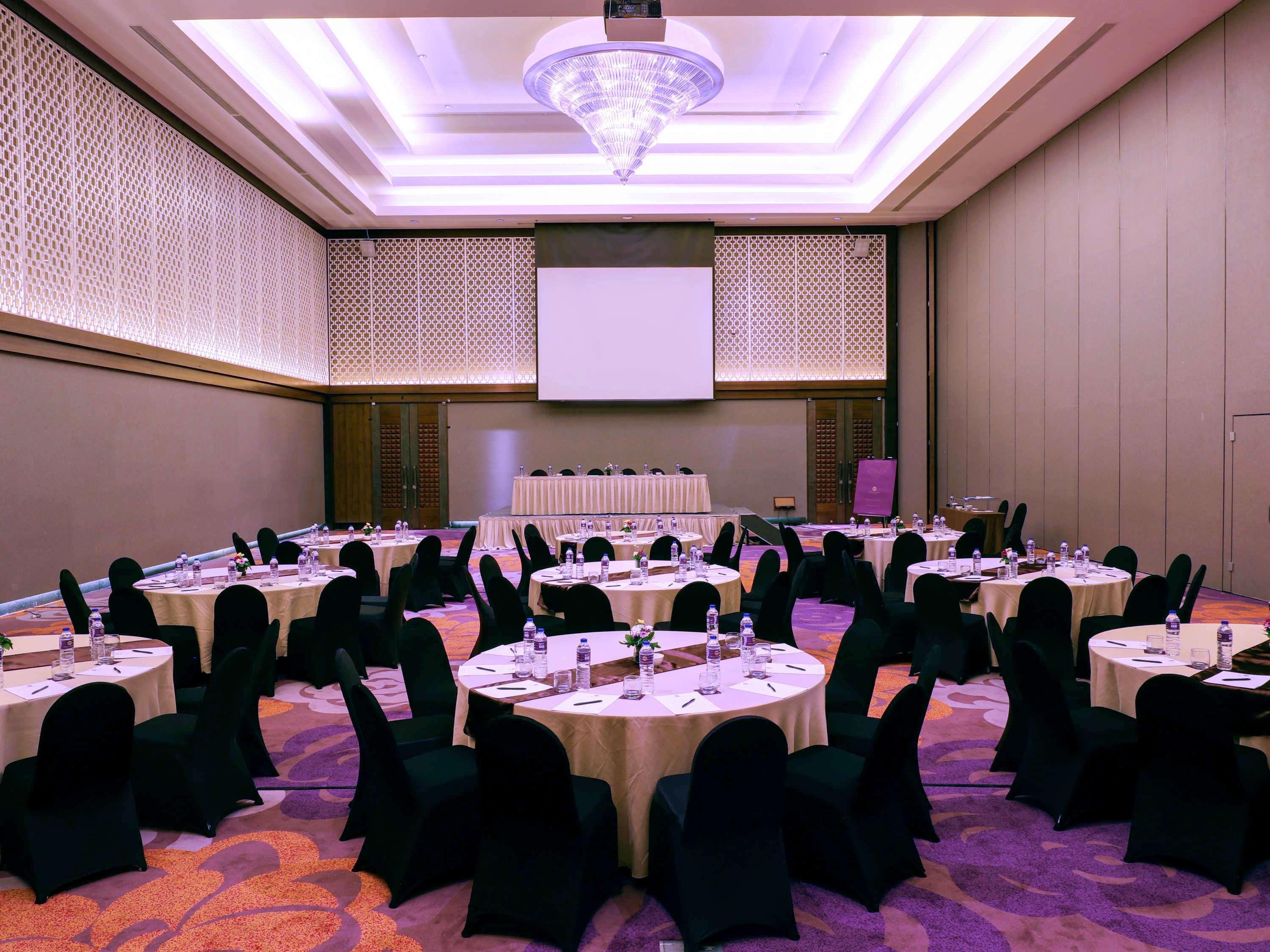 Grand Mercure Bandung Setiabudi Esterno foto